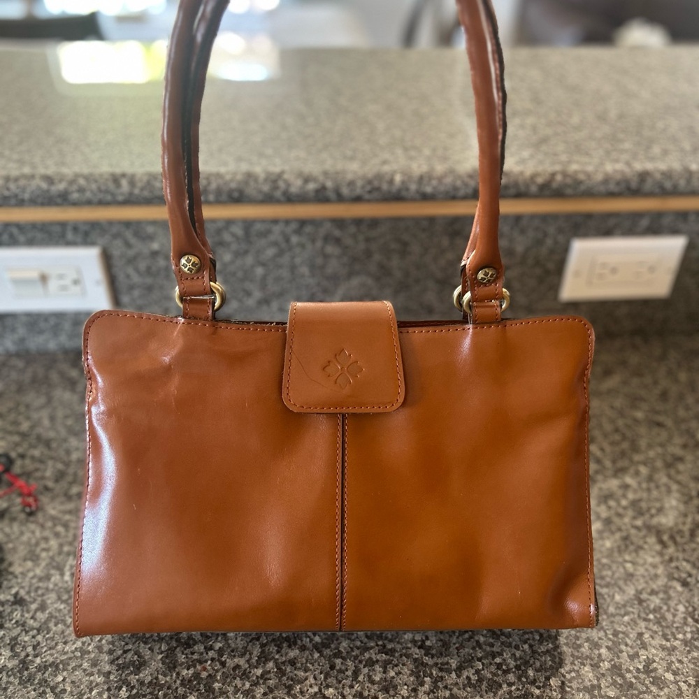 Patricia Nash Brown Leather Shoulder Bag with Timeless Design